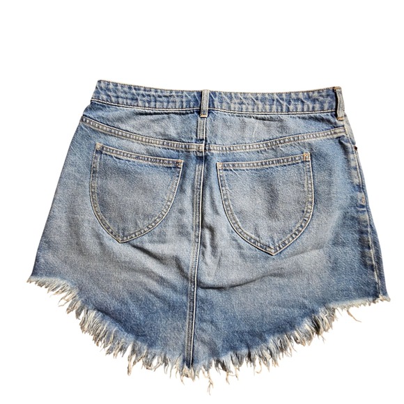 We The Free Free People Bailey Denim Skirt 31 Frayed High Low Raw Hem Boho - Picture 2 of 7